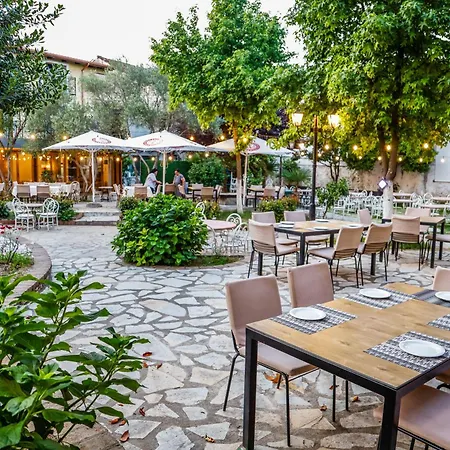 Oborri Shkodran Boutique 3* Σκόδρα