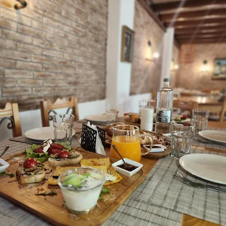 Oborri Shkodran Boutique 3*