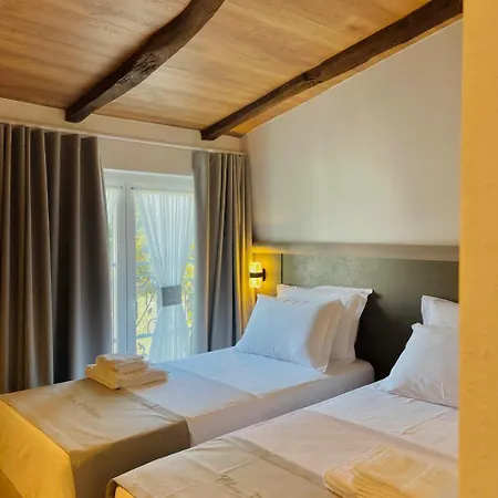 Oborri Shkodran Boutique 3*