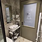 Oborri Shkodran Boutique Hotel 3*