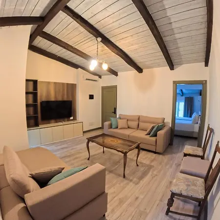 Oborri Shkodran Boutique Hotel 3*