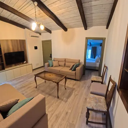 Hotel Oborri Shkodran Boutique 3*