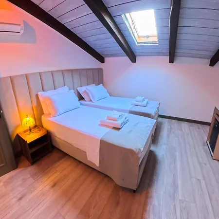 Oborri Shkodran Boutique 3* Shkodër