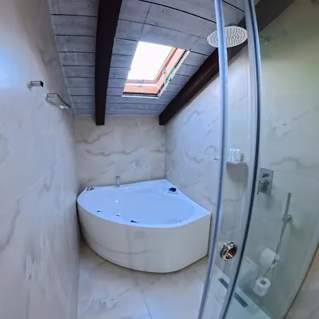 Oborri Shkodran Boutique Hotel 3*