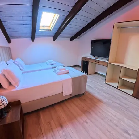 Oborri Shkodran Boutique Hotel 3*