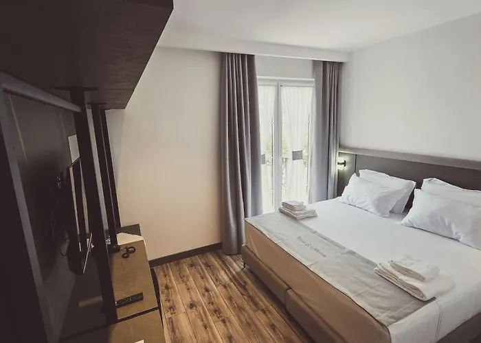 Hotell Oborri Shkodran Boutique