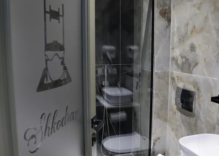 Oborri Shkodran Boutique 3* Shkodër